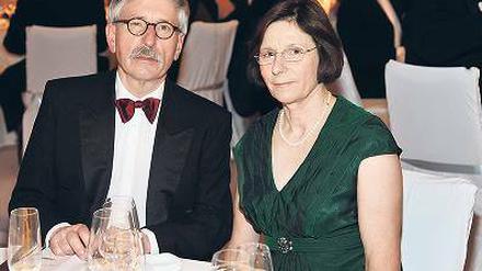 Streitbares Paar. Thilo und Ursula Sarrazin am Sonnabend beim VBKI-Ball im Hotel Interconti.