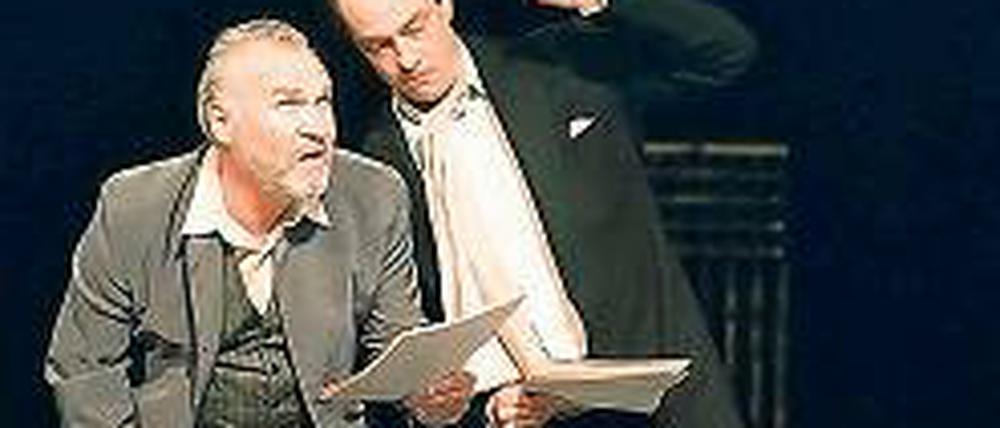 Spannend und erhellend. Märchen mit Timo Sturm (l.) und Dominik Stein.