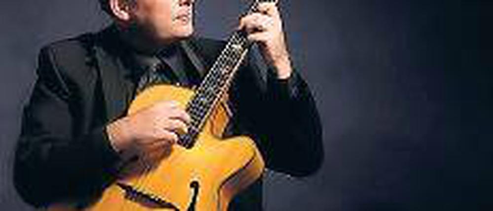 Gepflegte Unterhaltung. Manfred Dierkes und seine Archtop.