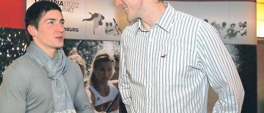 Treff in Potsdam. Philipp Boy (links) und Sebastian Brendel schätzen sich.