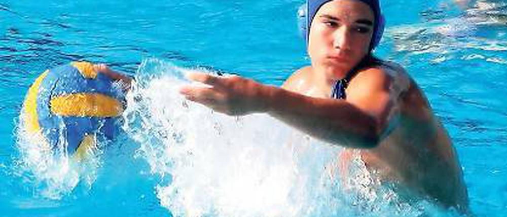 Überzeugende Leistung. Julian Drachenberg wurde mit seinem Vereinsgefährten Leo Grütte in den C2-Kader des Deutschen Schwimmverbandes berufen.