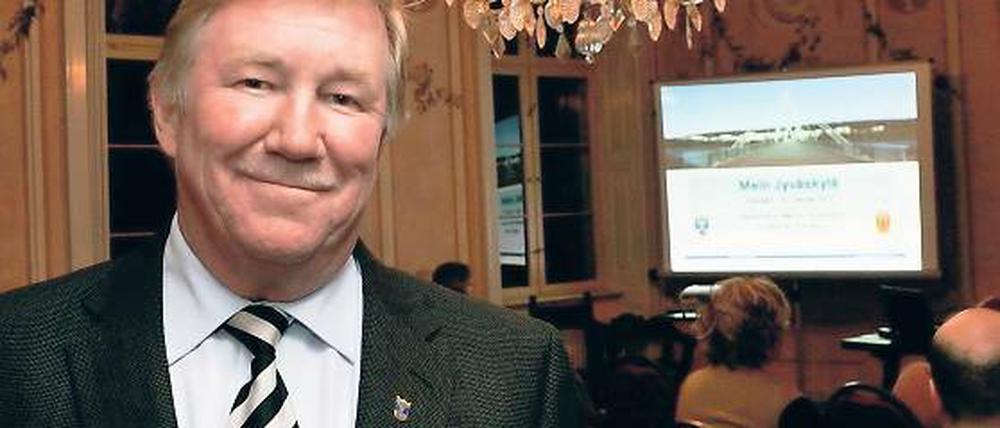 Lichte Zukunft. Markku Andersson, Stadtoberhaupt von Potsdams Partnerstadt Jyväskylä, sprach vor zahlreich erschienenem Publikum über seine Zukunftsvisionen für die mittelfinnische Universitätsstadt.