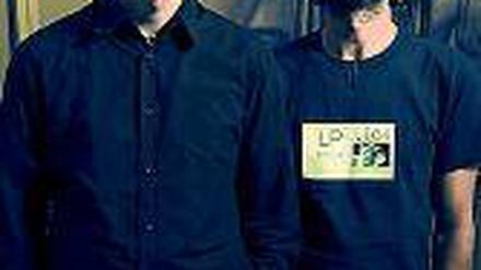 Eins uns eins macht zwei. Die Herren von der Band Dÿse.
