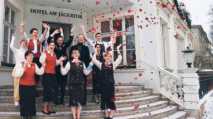 Rosenregen. Das Hotel am Jägertor firmiert jetzt als Romantikhotel.