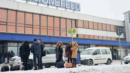 Eröffnungstermin bleibt der 3. Juni 2012. Flughafensprecher Ralf Kunkel bestätigte am Dienstag den Termin und verwies auch darauf, dass die Kosten für den neuen Flughafen in Schönefeld im Rahmen bleiben.