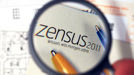 Stichproben für Zensus 2011. Im Zeitraum von Mai bis Juli 2011 soll jeder ehrenamtliche Helfer etwa hundert Interviews führen. Dafür gibt es es eine Aufwandsentschädigung. Im März beginnen die ersten Schulungen.