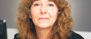 Eigener Vergangenheit nachspüren. Die Schriftstellerin Cora Pech.