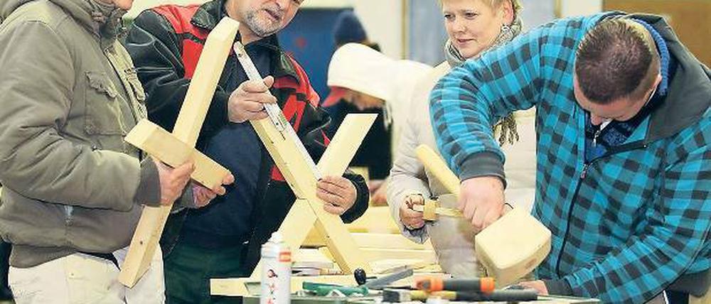 Zukunft konstruieren: Im Jobcamp lernen Jugendliche unter fachlicher und sozialpädagogischer Anleitung Zuverlässigkeit, Pünktlichkeit und andere Kompetenzen, die für ihr zukünftiges Arbeitsleben notwendig sind.