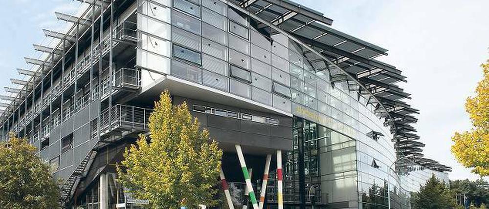 Moderner Mediencampus. Seit zehn Jahren produzieren die HFF-Studenten ihre Filme im Neubau am Rande des Studiogeländes.