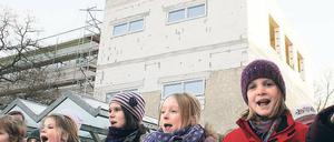 Hämmern und Klopfen im Unterricht. Ein Weilchen müssen die Stahnsdorfer Grundschüler noch damit leben.