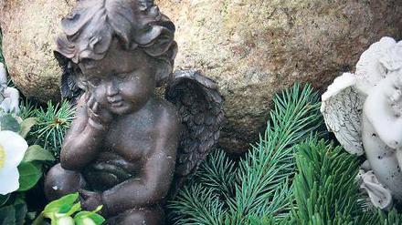 Ort der Trauer. Auf dem Evangelischen Friedhof Babelsberg ist seit dem Jahr 2008 eine Gemeinschaftsanlage geweiht, auf der Sternenkinder ihre letzte Ruhe finden können.