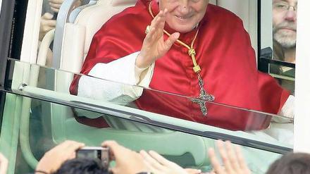Papa mobil. Im kommenden Jahr besucht Benedikt XVI. die deutsche Hauptstadt. Ob er wie sein Vorgänger eine Ausfahrt im Papamobil unternimmt, ist aber noch offen.