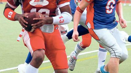 Auch in Liga zwei dabei. Quarterback Nate Samas bleibt den Potsdam Royals auch in der kommenden Saison treu.
