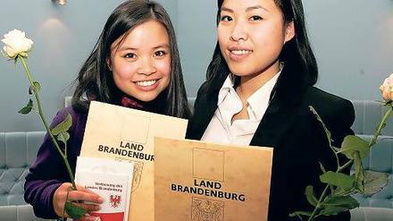 Eingebürgert. Viet Anh Tran (l.) und Nhu Pham Trang Thi.