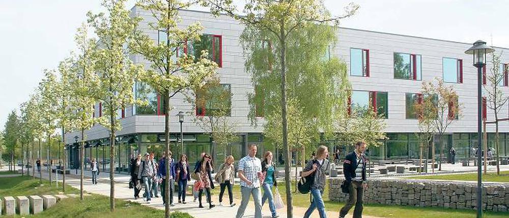 Exzellent studieren. Der Neubau der FH-Potsdam in der Pappelallee.