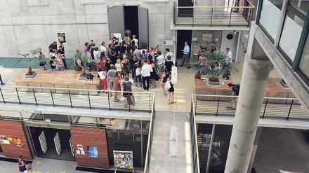 Kreativ gestaltet. Die HFF und ihr Gebäude lockt viele Studenten an.