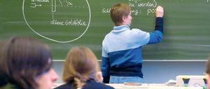 Das Lernen lernen. Im Osten Deutschlands galt die Förderschule lange als geschützter Raum. Der Preis dafür ist, die meisten Schüler erreichen keinen regulären Abschluss. Im Westen meiden Eltern die dortigen der Name verrät es Sonderschulen.