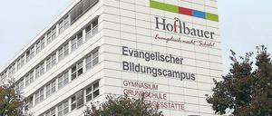 Erdgeschoss Kindergarten, darüber sechs Etagen Gymnasium: Bei Hoffbauer-Schüler sind Treppen zu erklimmen.