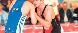 Solide Leistung in allen Kämpfen. Daniel Hlavati (rechts) ist der einzige Ausländer im Germania-Team. Im bisherigen Saisonverlauf gehörte der Ungar zu den wenigen Potsdamer Kämpfern, die überzeugen konnten.