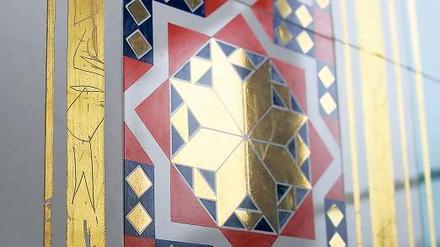 Zerkratzter Glanz. Die Reparatur der Goldfliesen kostet um die 3500 Euro.