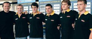Neu im Wasserballteam des OSC Potsdam. Andreas Ehrl, Lasse Noerbaek, Matteo Dufour, André Koschmieder, Artur Tchigir und Christopher Vang (v. l.).