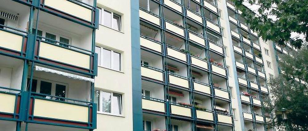 Zweigeteiltes Potsdam. Je nach Art der Wohnbebauung wählen die Potsdamer. Rund um die Mangerstraße gewann Jann Jakobs mit fast 43 Prozent. Dagegen punktete Hans-Jürgen Scharfenberg am Kepler-Platz mit fast 62 Prozent.