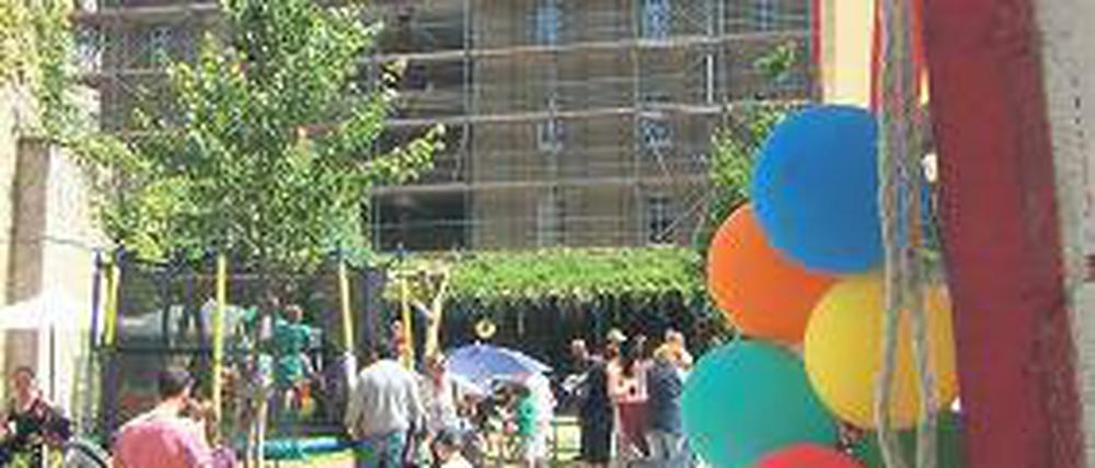 Nah am Leben lernen ist das Motto der privaten Grundschule Schule Eins  hier beim Tag der Offenen Tür (www.pankower- fruechtchen.de).