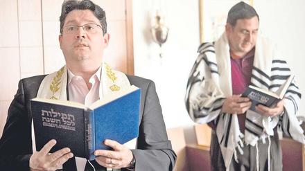 Vermittlung spiritueller Werte. Der Opernsänger Nikola David (l.) aus Serbien wird am Abraham-Geiger-Kolleg zum jüdischen Kantor ausgebildet.