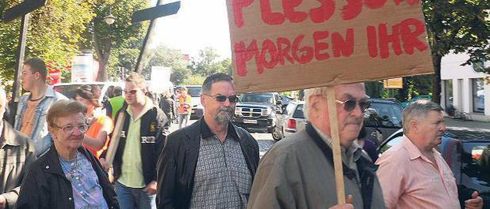 Mitsprache gefordert: Die Plessower demonstrierten gestern in Werder.