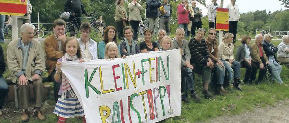 Unentwegt. In Kleinmachnow riss der Protest gegen den Schleusenausbau nicht ab.