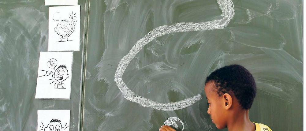 Neue Heimat. Knapp 1000 Jugendliche unter 18 Jahren haben in Potsdam einen Migrationshintergrund. Das Leben in einer neuen Kultur birgt Schwierigkeiten  nicht nur wegen der Sprache. Auch die Familie, die Schul- oder die Berufsausbildung können Schwierigkeiten machen. Da hilft der Jugendmigrationsdienst. 