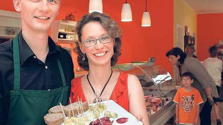 Käsespezialisten. Q-Regio-h.o.f.laden-Franchiseunternehmer Jörg Mascher und seine Frau Conny.