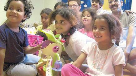 Viel Spaß haben die kleinen Gäste aus der Sahara im Teltower Kindergarten Käferland.