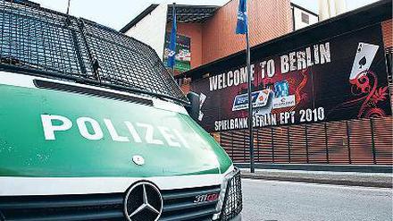 Verspielt. Vier junge Männer überfielen das Pokerturnier, sie sind schon verurteilt.