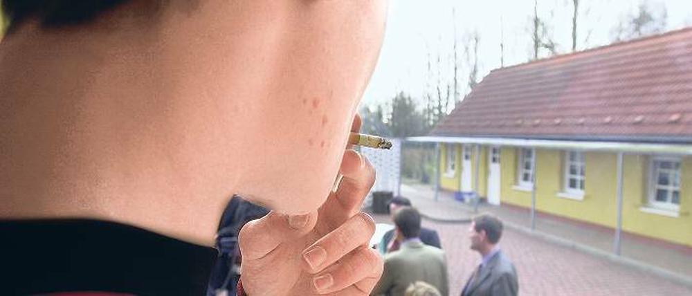 Im Nirgendwo. In der Jugendhilfeeinrichtung in Frostenwalde (Uckermark) sollen straffällig gewordene Jugendliche vor einer kriminellen Erwachsenen Karriere bewahrt werden. Fern ab von Berlin gelten die Chancen dafür als auf jeden Fall besser.