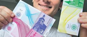 Der Regio. Mit der Regionalwährung, zu der auch die Potsdamer Havelblüte gehört, kann künftig auch in Belzig und Sachsen-Anhalt bezahlt werden.