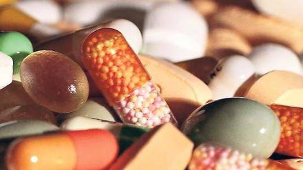 Original oder Fälschung? Produktpiraterie gibt es auch in der Pharmabranche.