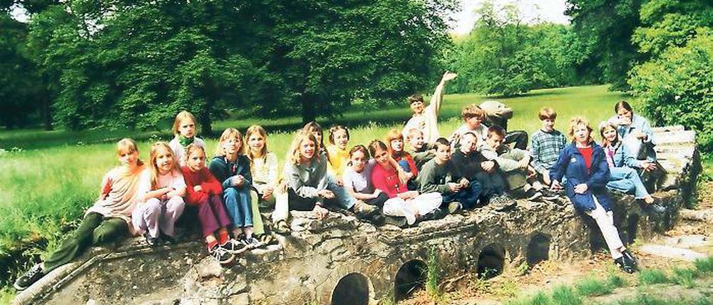 Das Modellfort vor seiner Zuschüttung 2004. Für Schlösserchef Dorgerloh gabs dafür den Goldenen Barbar.
