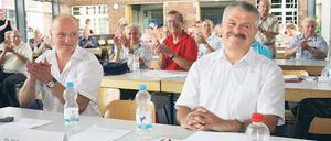 Applaus. Hans-Jürgen Scharfenberg erhielt 97 Prozent der Delegierten-Stimmen und will ab Oktober Oberbürgermeister sein.