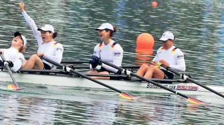 Von Potsdam nach Luzern. Hans Gruhne (oben) will auf dem Rotsee mit dem Doppelvierer weit vorn landen, Stephanie Schiller (unten links nach ihrem Sieg in München) im Doppelzweier, Falko Nolte (unten rechts) im Einer.