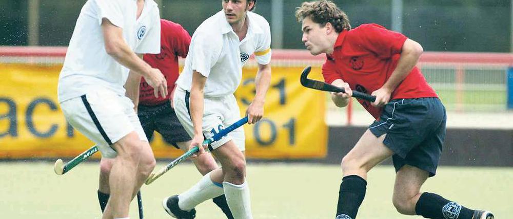 Rückkehr. Hendrik Gay (r.) will lieber spielen als coachen.