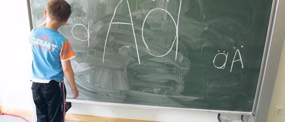 Bildungsgefälle in Deutschland und innerhalb Brandenburgs: Aus der Prignitz, Uckermark, Märkisch-Oderland, Elbe-Elster und aus Mecklenburg kommen die meisten deutschen Jugendlichen ohne Schulabschluss.