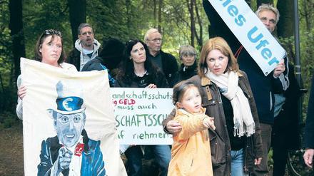 Jeden Montag: Demo für ein freies Ufer - auch gestern wieder.