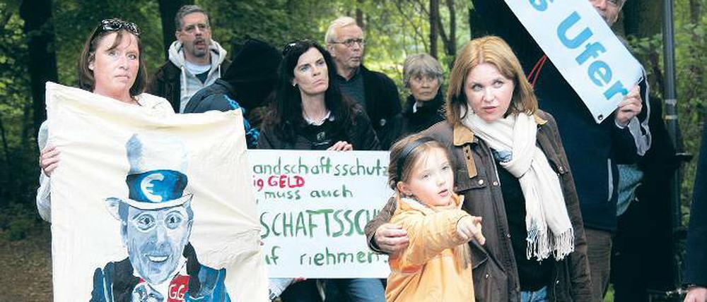 Jeden Montag: Demo für ein freies Ufer - auch gestern wieder.