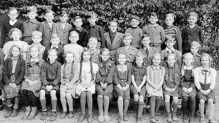 Zeit für Erinnerungen: Hier ein Bergholzer Klassenfoto aus dem Jahr 1950.