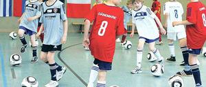 Wie die Großen: Potsdamer Schüler gestern beim WM-Training.