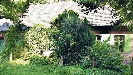 Jenseits der Kammerspiele: Das ehemalige Kanalarbeiterhaus im Zehlendorfer Damm 200 lässt Künstler und Heimatverein von einem neuen Kulturort träumen.