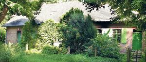 Jenseits der Kammerspiele: Das ehemalige Kanalarbeiterhaus im Zehlendorfer Damm 200 lässt Künstler und Heimatverein von einem neuen Kulturort träumen.