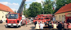 Endlich da der neue Drehleiterwagen der Stahnsdorfer Feuerwehr.