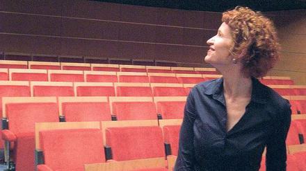 Zuständig für Kultur Iris Haugg wünscht sich mehr Gäste für den Theatersaal des Augustinums.
